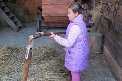 0b40dcb7-8592-4472-895d-48d5a3cd1148