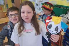 b749b4c9-f8d0-4819-9429-1b196e7ccaf7