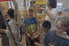 6d21d639-714c-4bc9-acf7-a3135ced2555