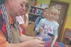 2827c8cc-2d8c-4b8c-a8b2-7d285ced138b