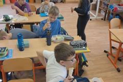 aa42e22b-799e-469b-a2ad-48921540d328-1